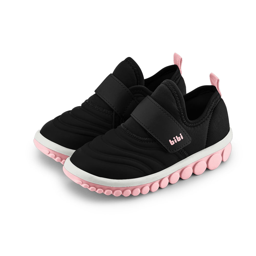 Tênis infantil Bibi Roller 2.0 com detalhes em rosa e sola rosa
